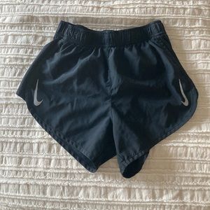 Nike // high cut tempo shorts black xs